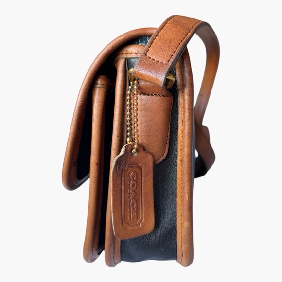 Vintage 1980s Coach Spectator City Bag Black Tan Leather Crossbody Quiet Luxury - Picture 4 of 16